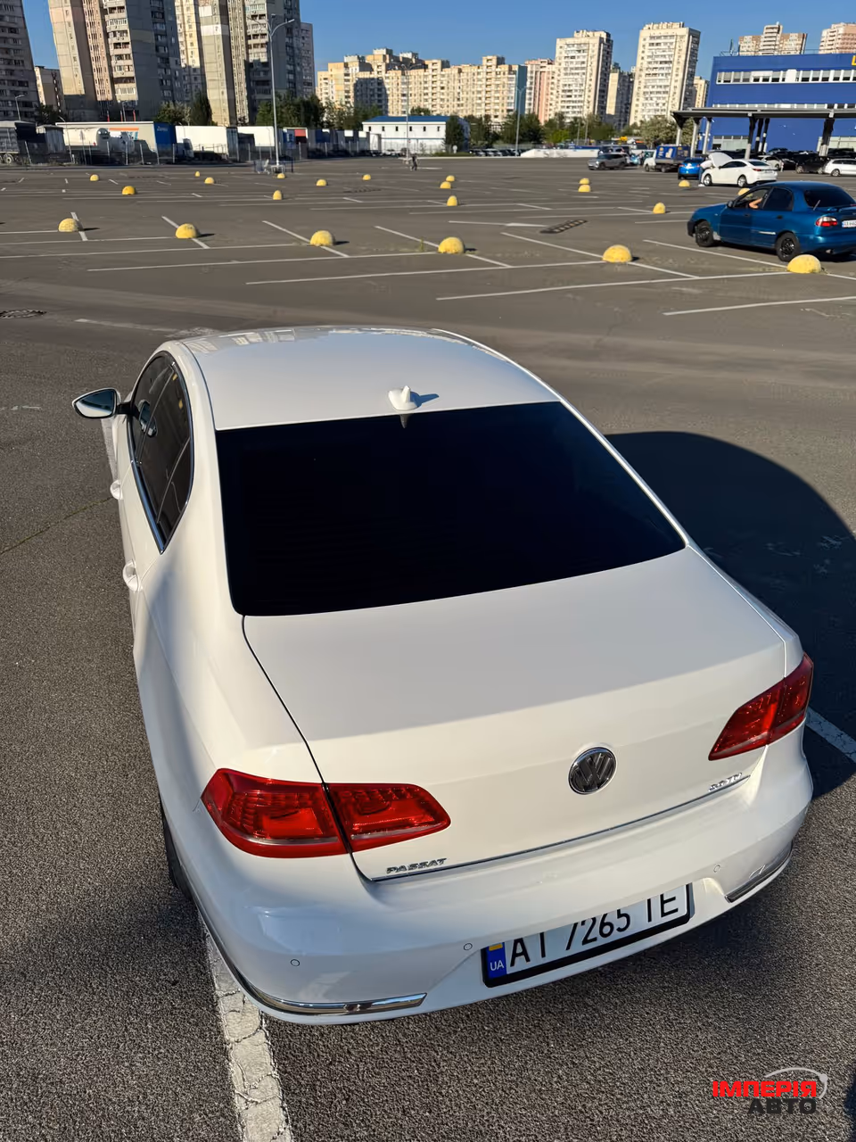 Volkswagen Passat - фото 4