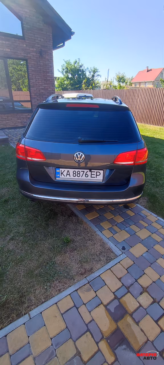 Volkswagen Passat - фото 2