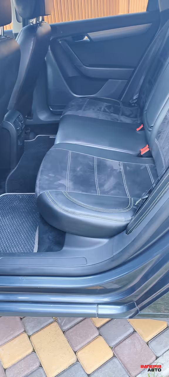 Volkswagen Passat - фото 12