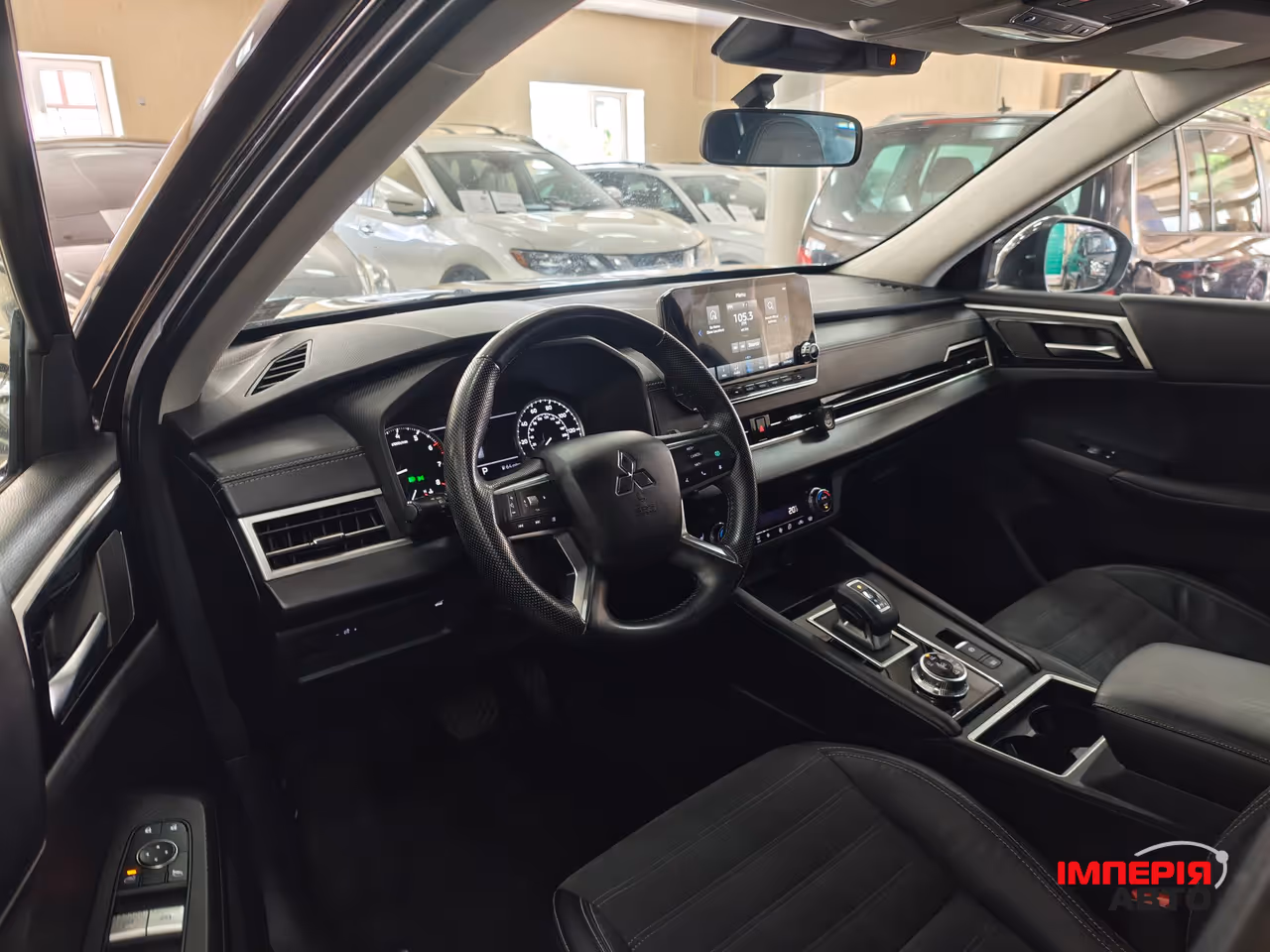 Mitsubishi Outlander - фото 11