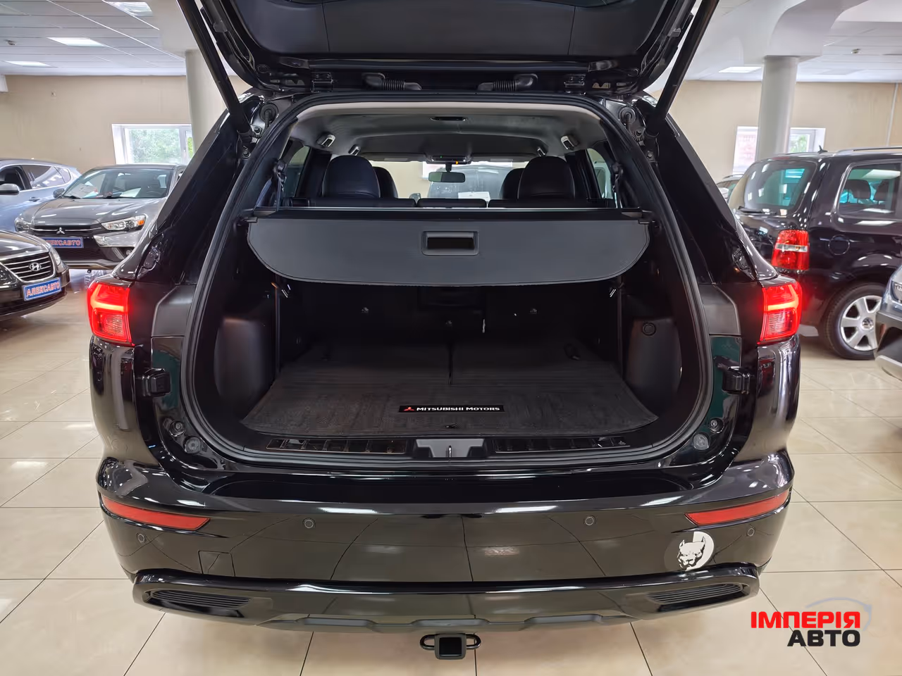 Mitsubishi Outlander - фото 7