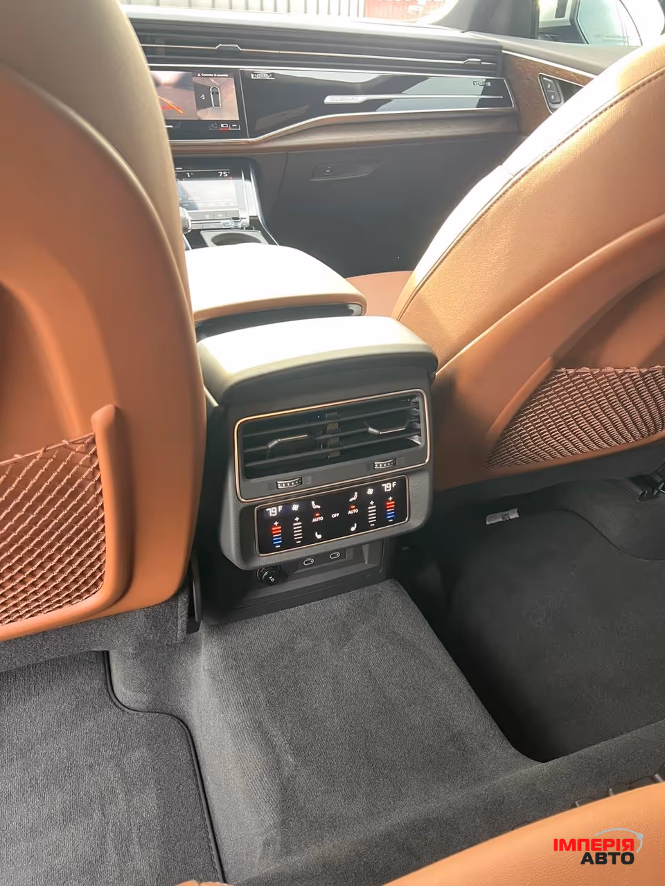 Audi Q8 - фото 20