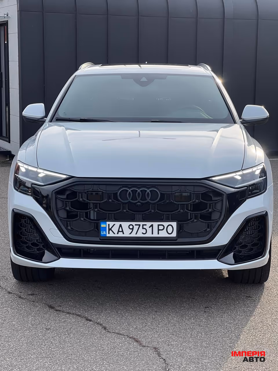 Audi Q8 - фото 1