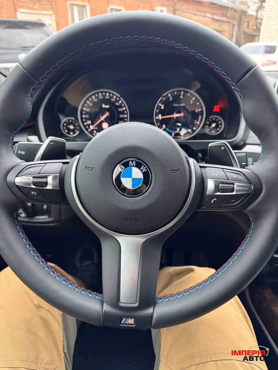 BMW X5 - фото 8