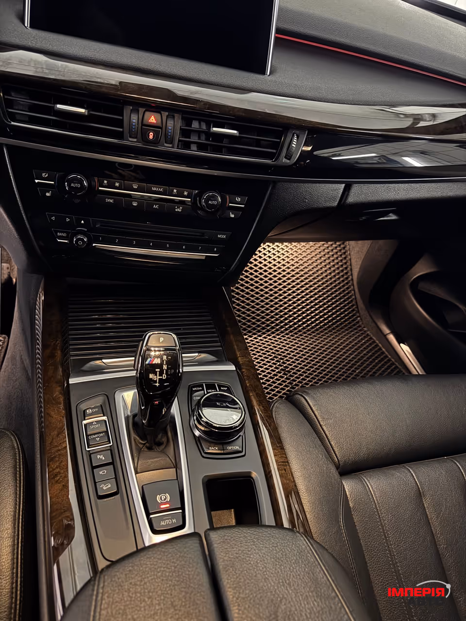 BMW X5 - фото 14