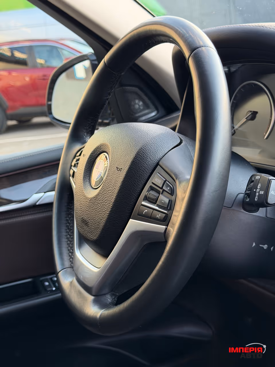 BMW X5 - фото 9
