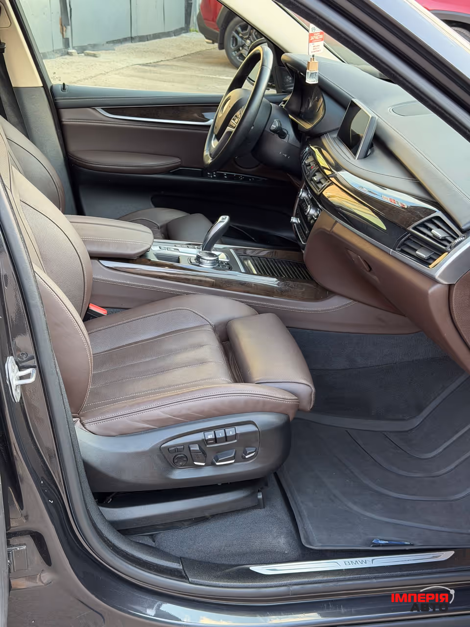 BMW X5 - фото 14