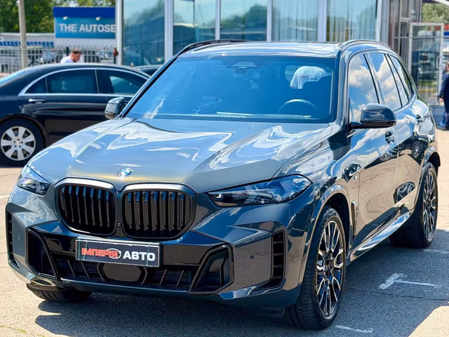 BMW X5 - фото 3