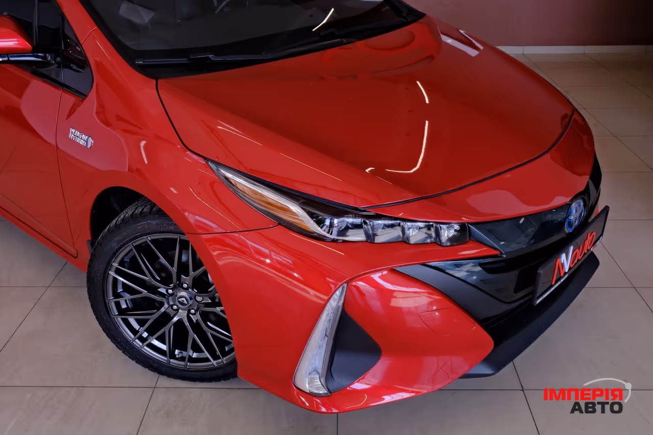 Toyota Prius - фото 3