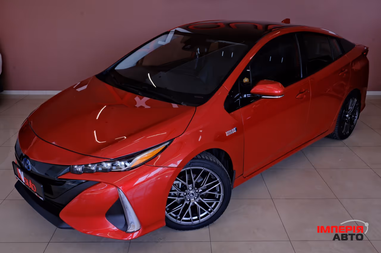 Toyota Prius - фото 2