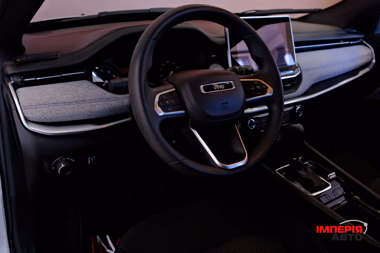 Jeep Compass - фото 7