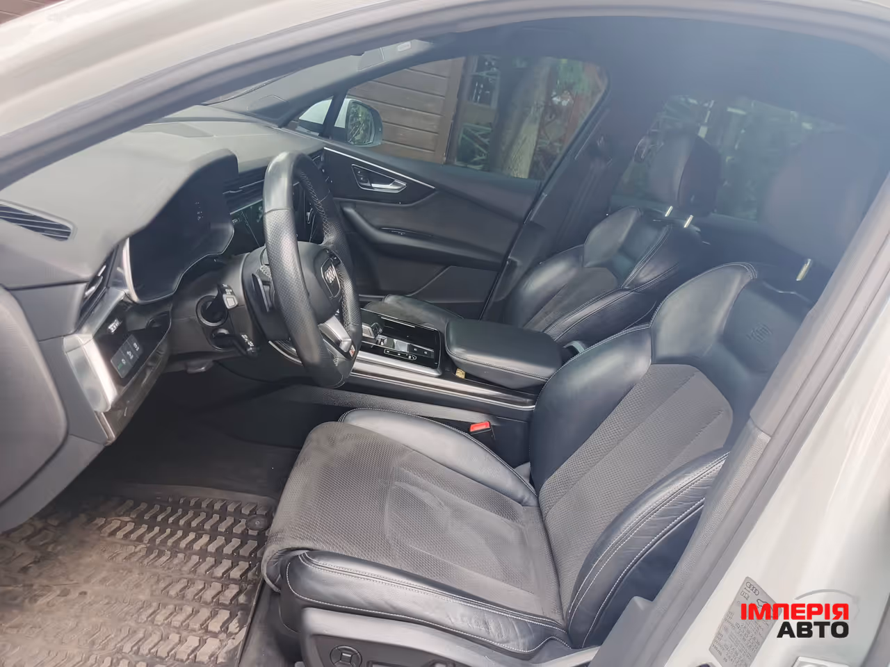 Audi Q7 - фото 16