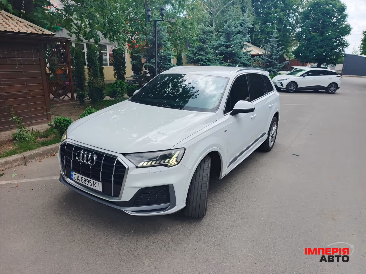 Audi Q7 - фото 8