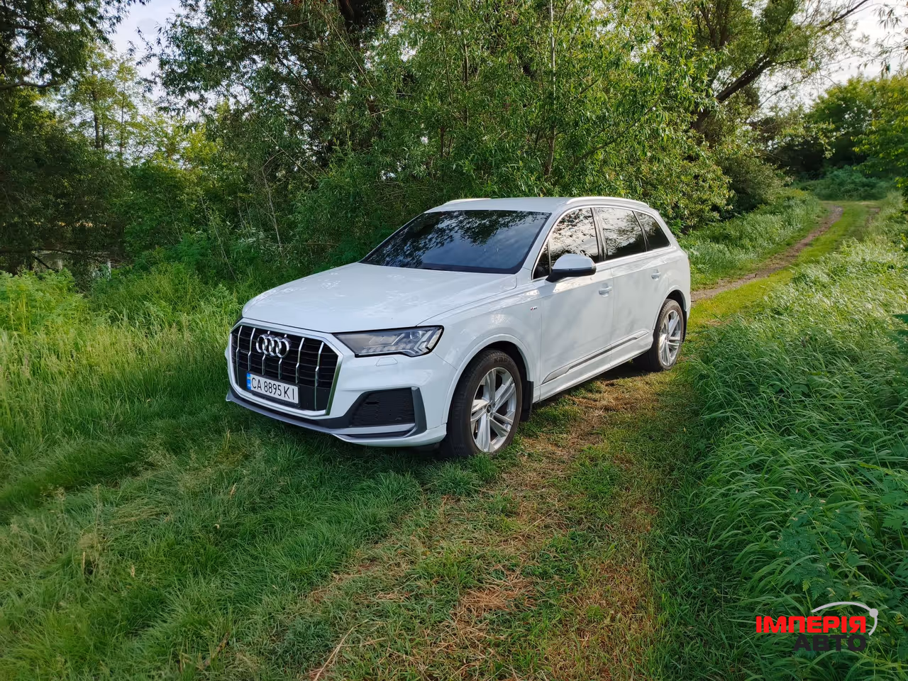 Audi Q7 - фото 1