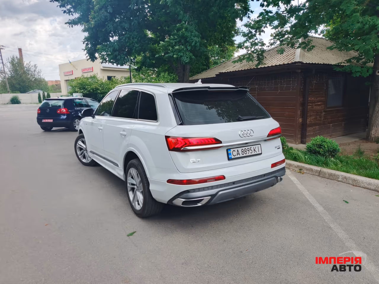 Audi Q7 - фото 12