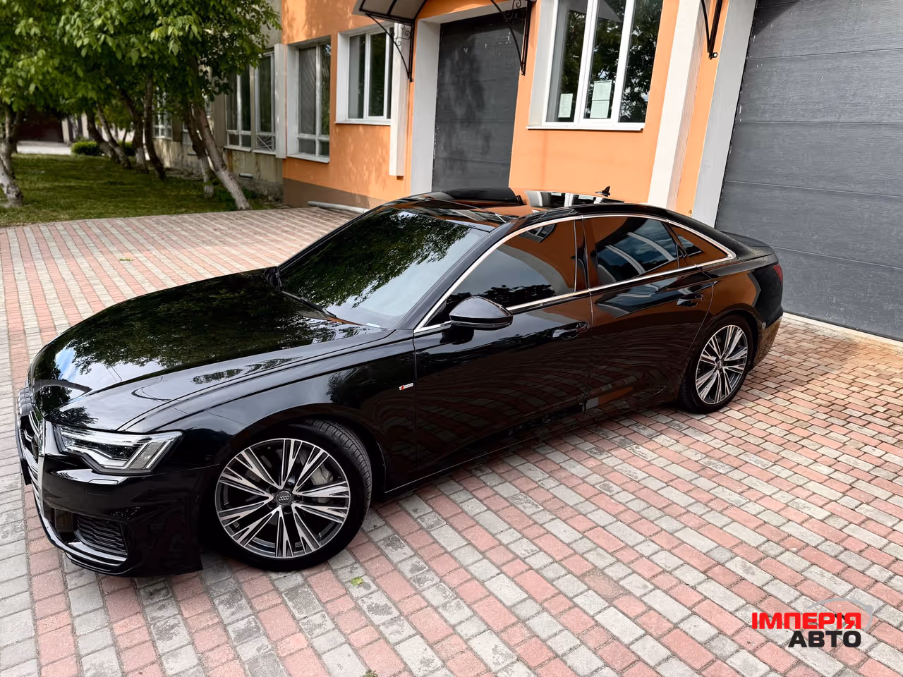 Audi A6 - фото 2