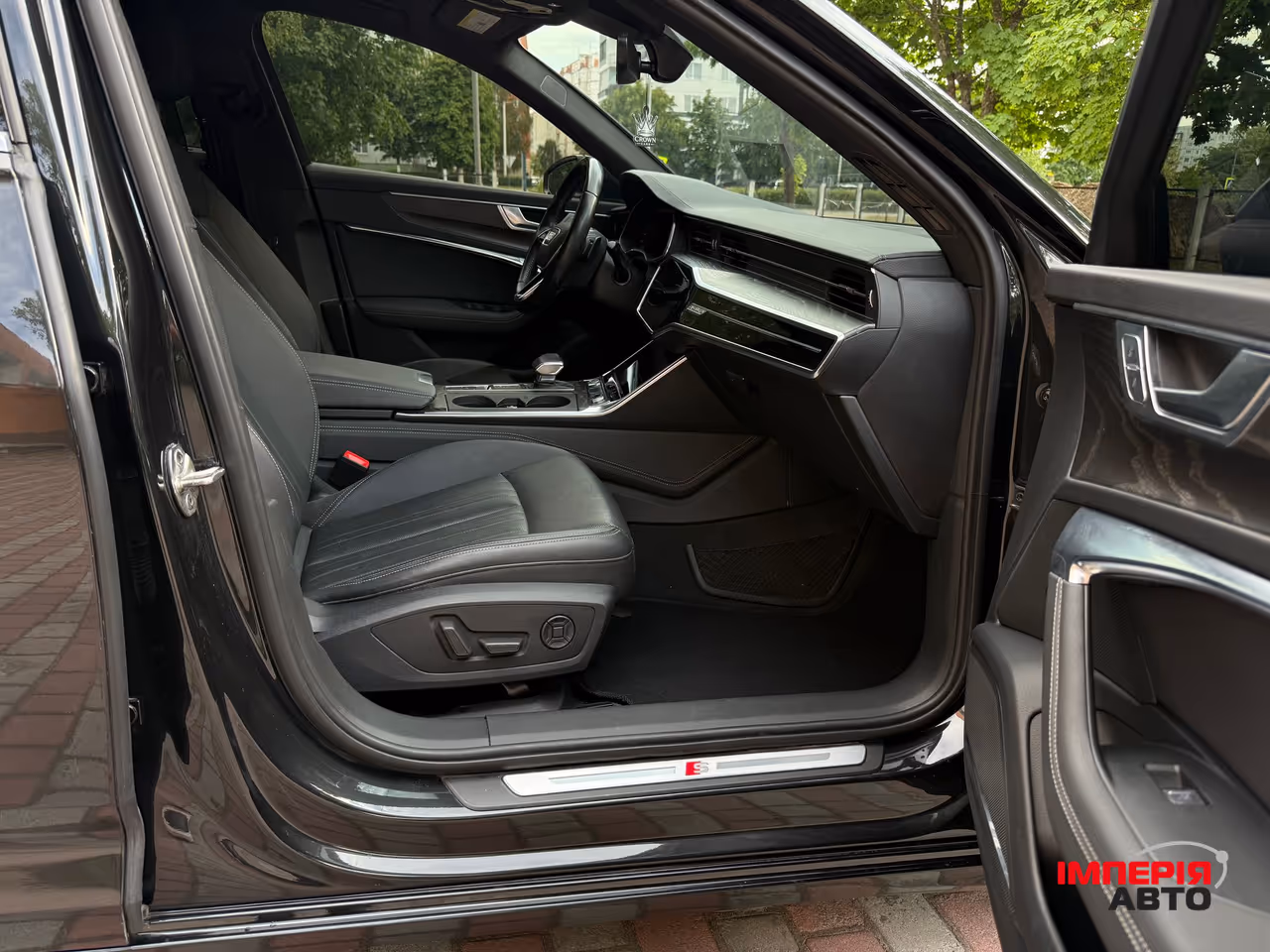 Audi A6 - фото 23