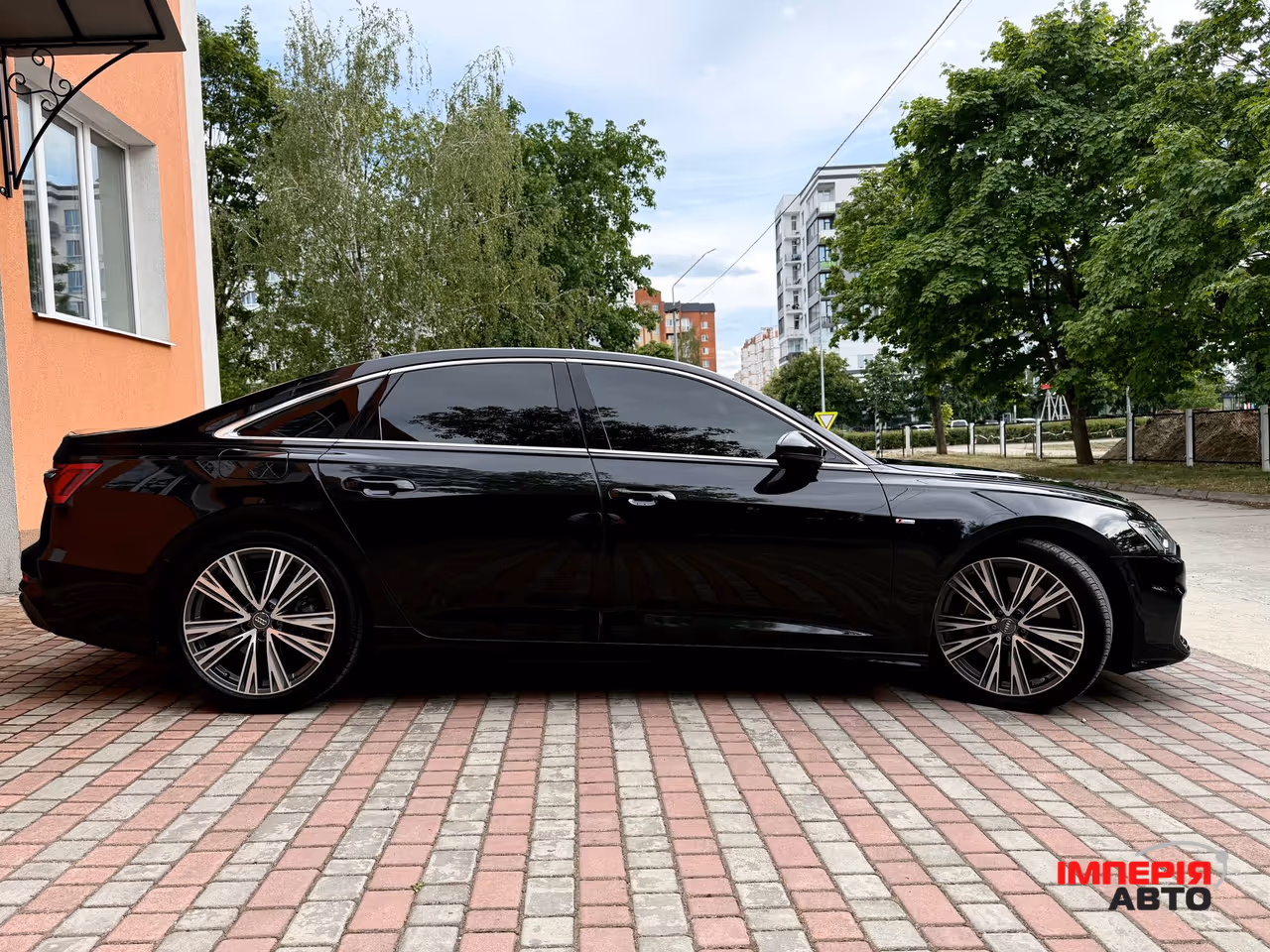 Audi A6 - фото 40