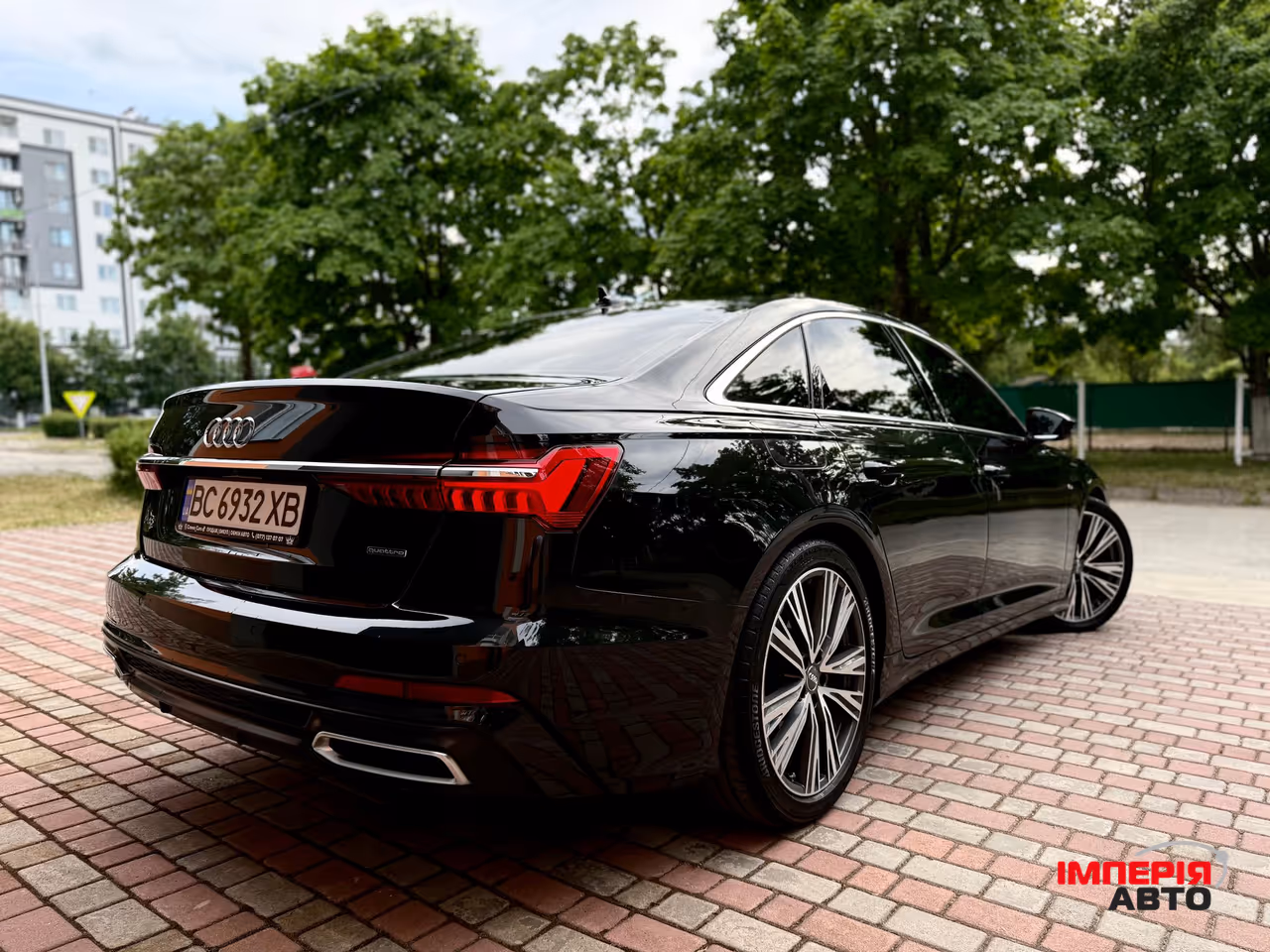 Audi A6 - фото 8