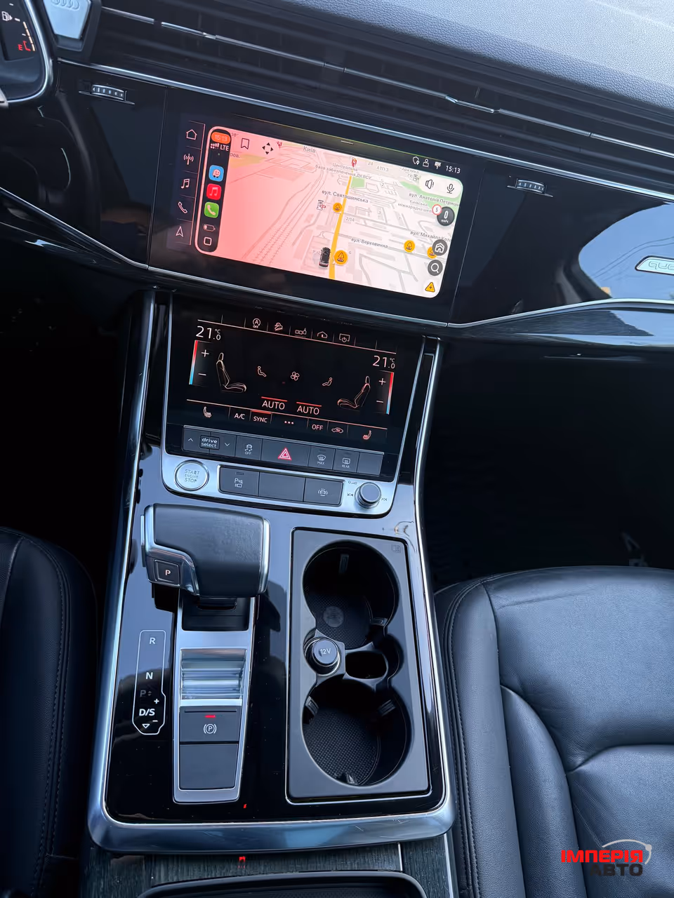 Audi Q7 - фото 13