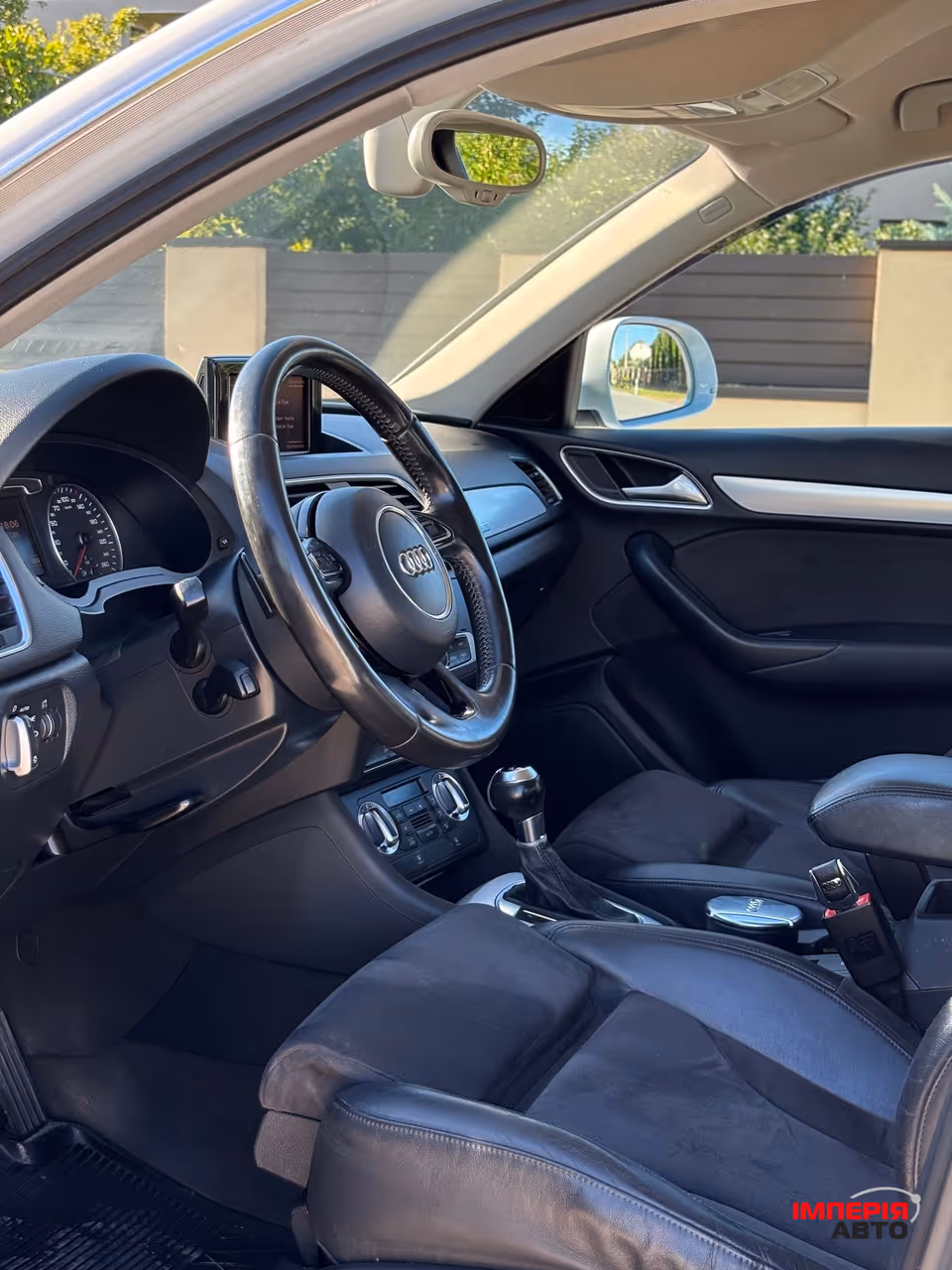 Audi Q3 - фото 17