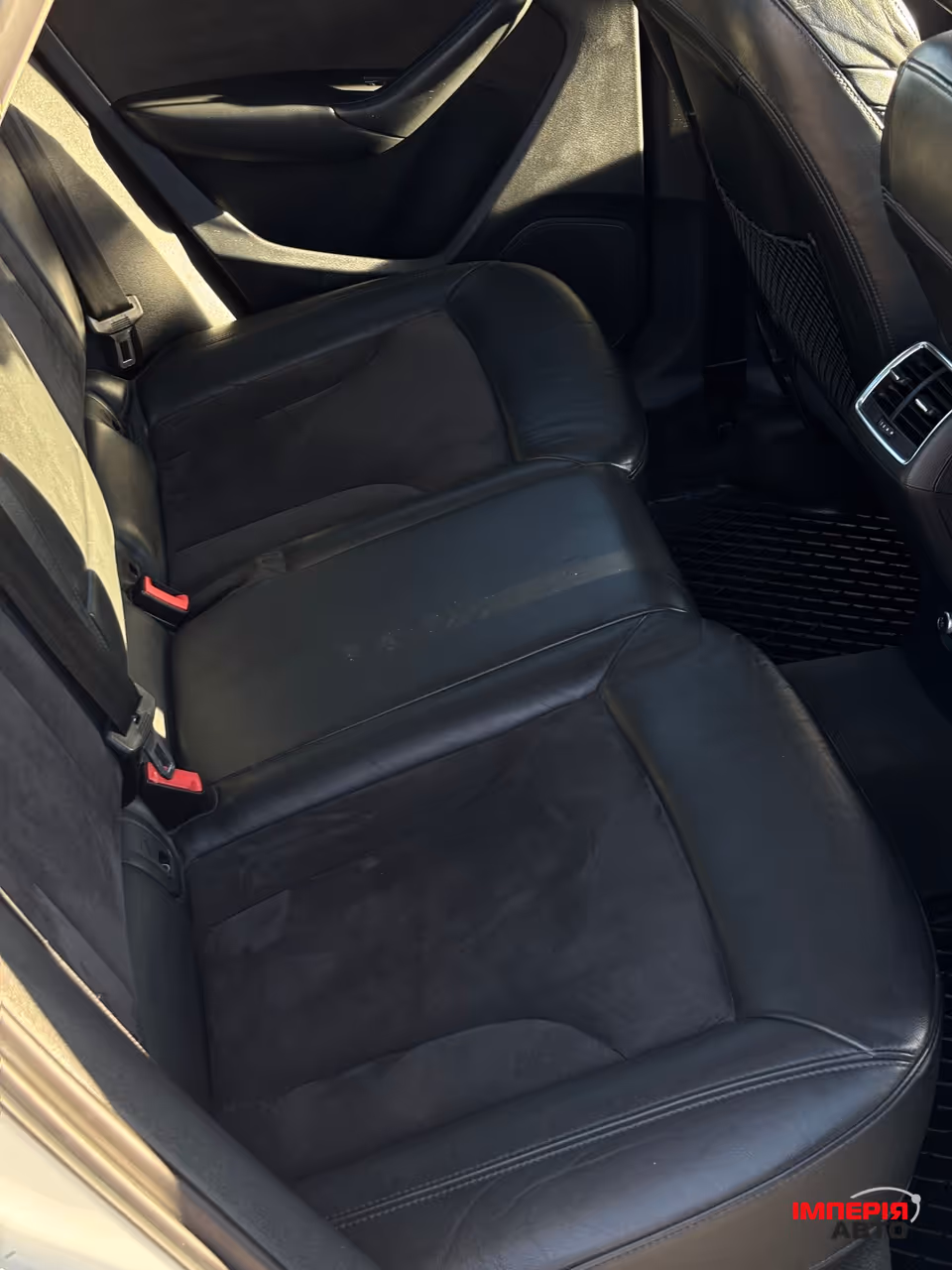Audi Q3 - фото 35