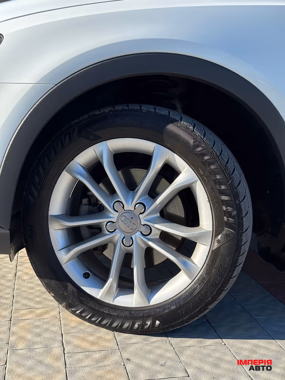 Audi Q3 - фото 4