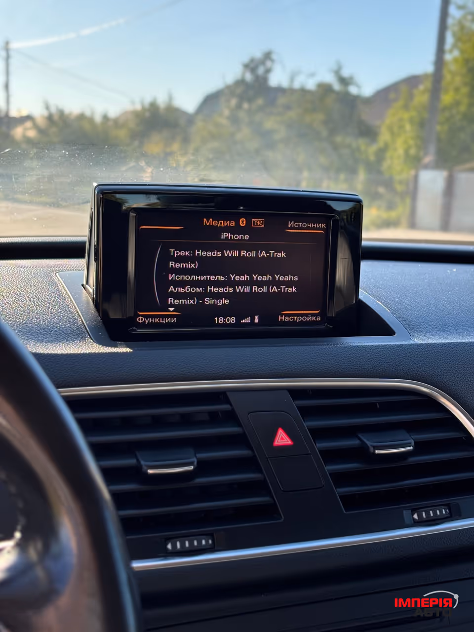 Audi Q3 - фото 23