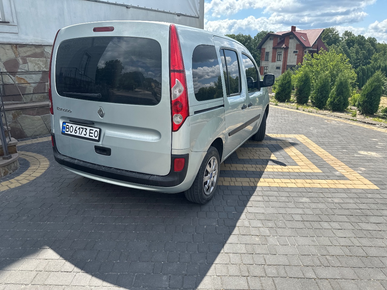 Renault Kangoo - фото 1
