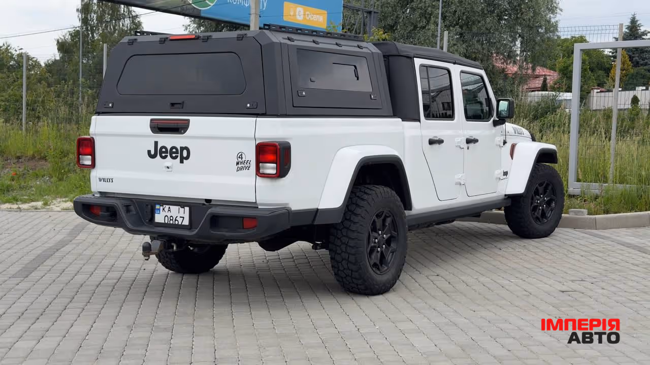 Jeep Gladiator - фото 16