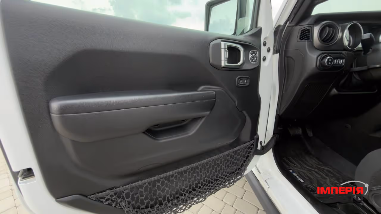 Jeep Gladiator - фото 9