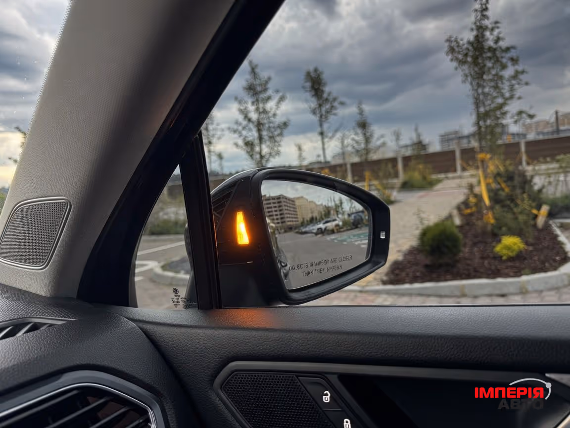 Volkswagen Tiguan - фото 14