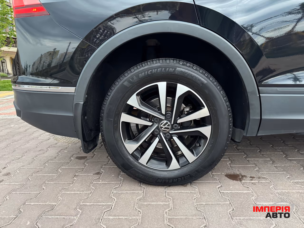 Volkswagen Tiguan - фото 32