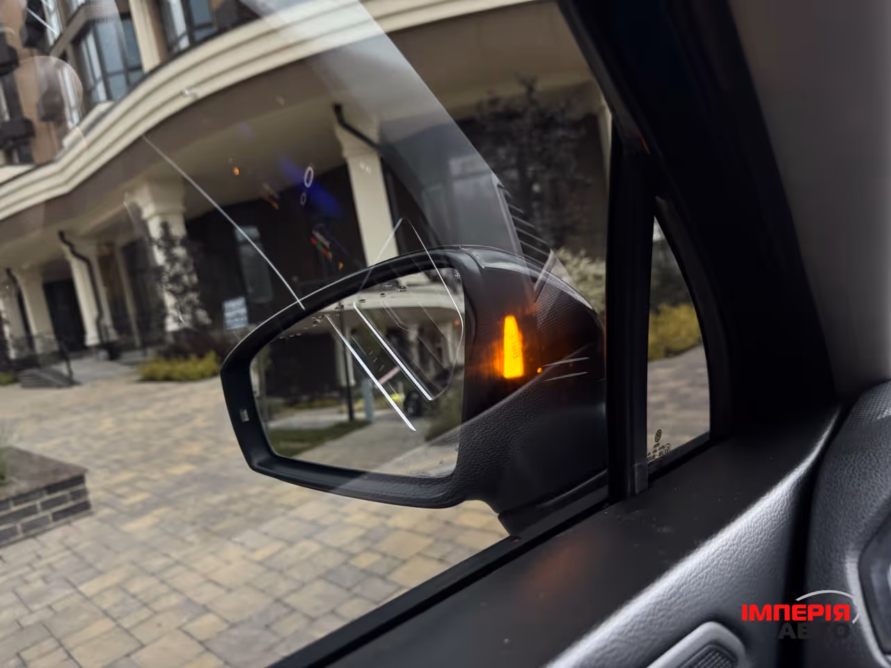 Volkswagen Tiguan - фото 20