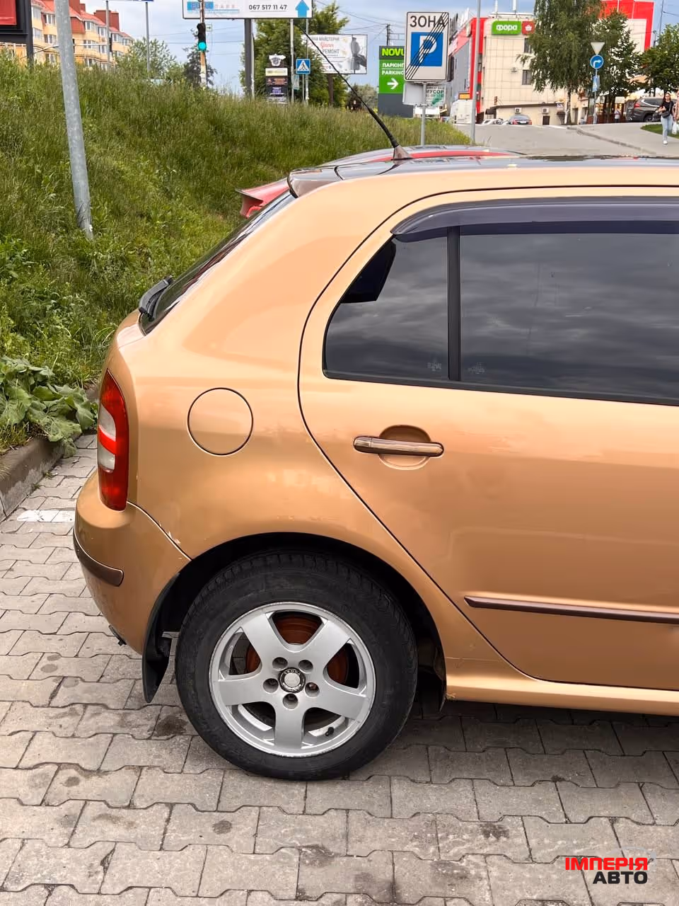 Skoda Fabia - фото 12