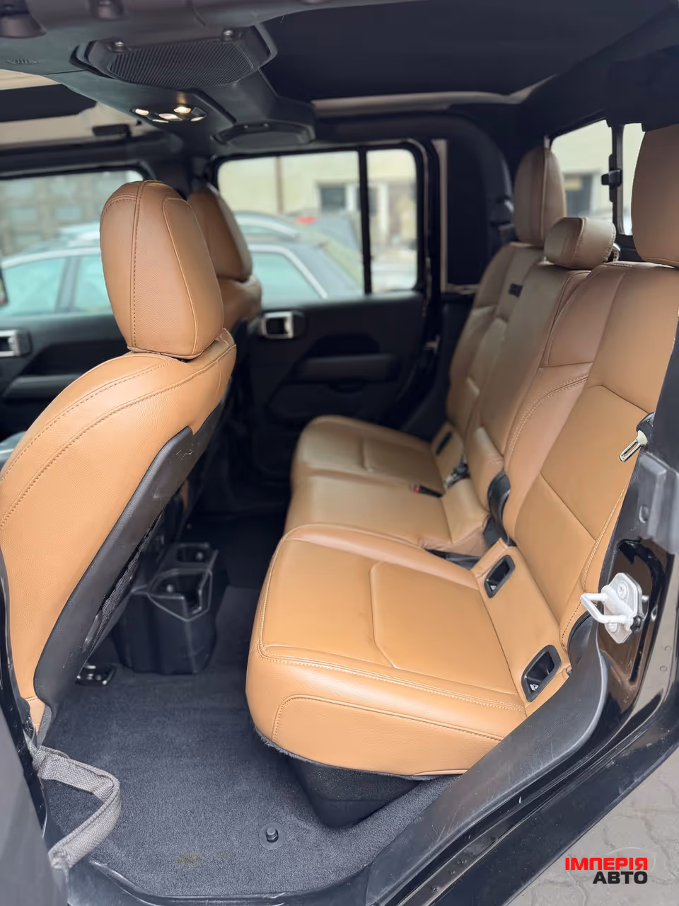 Jeep Gladiator - фото 5