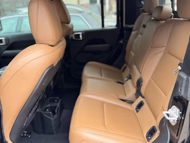 Jeep Gladiator - фото 5
