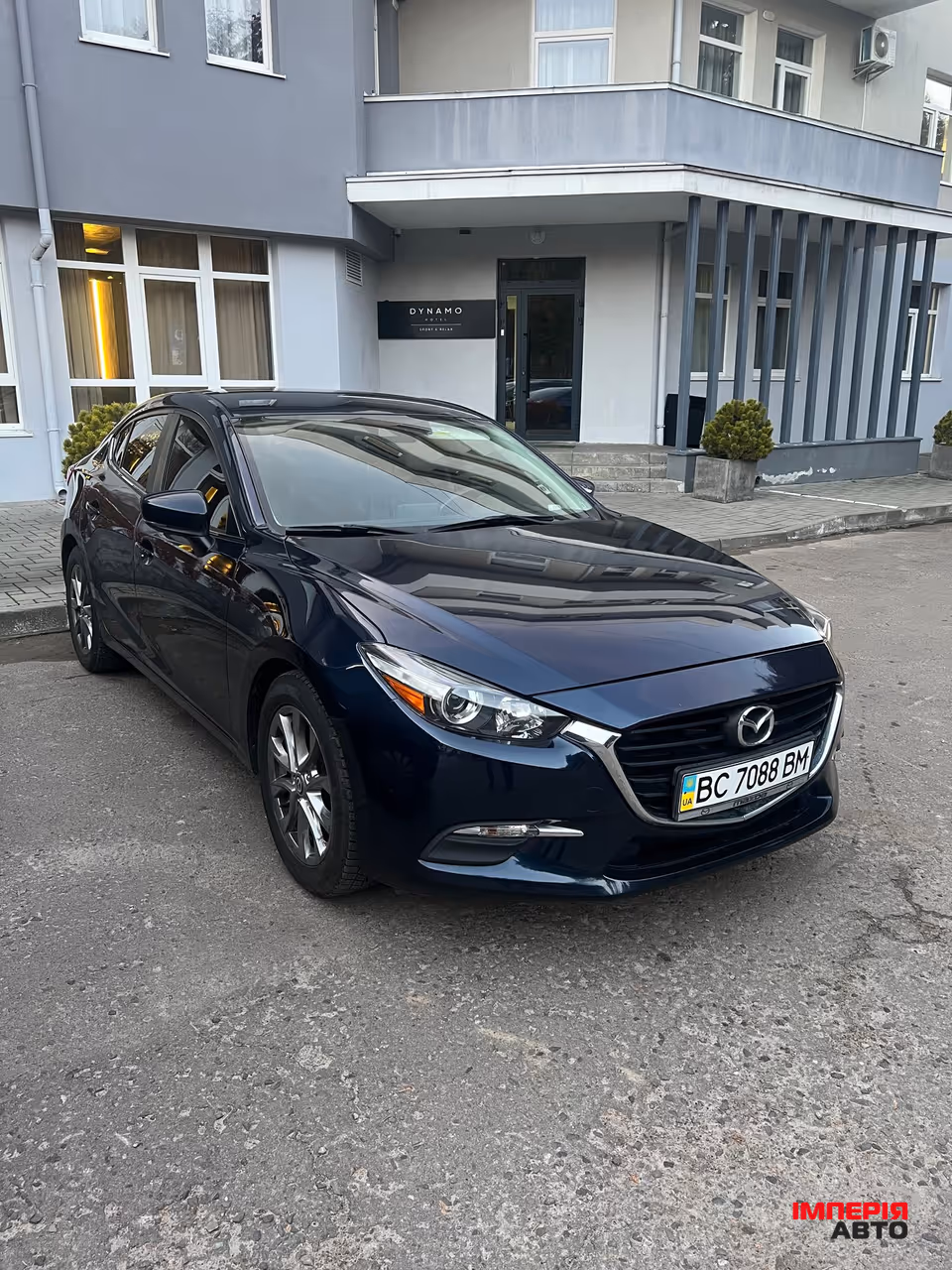 Mazda 3 - фото 5