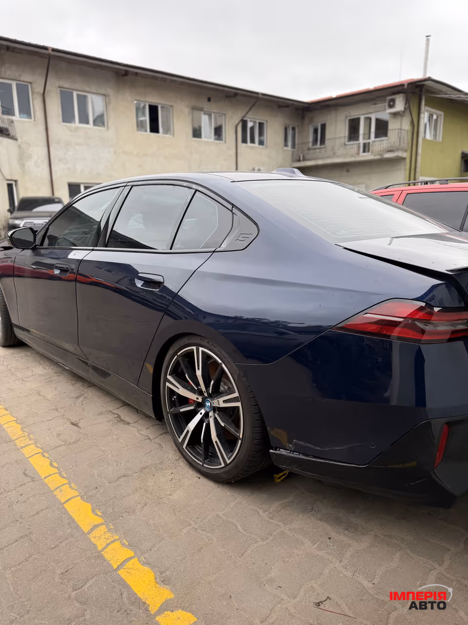 BMW i5 - фото 4