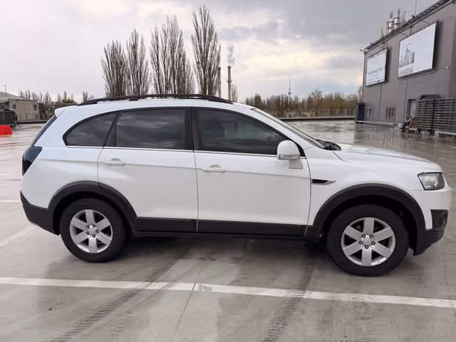 Chevrolet Captiva - фото 2