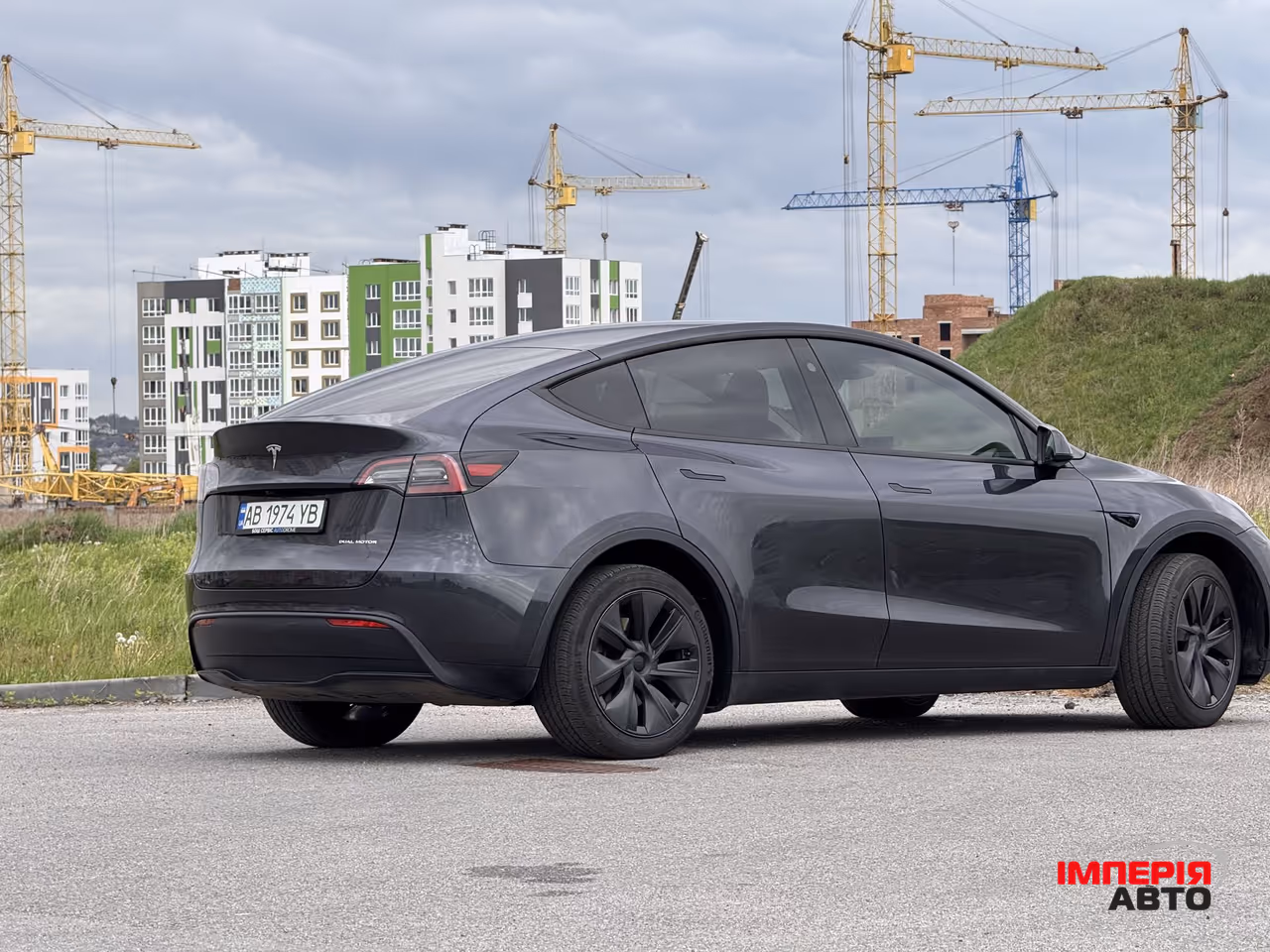 Tesla Model Y - фото 7