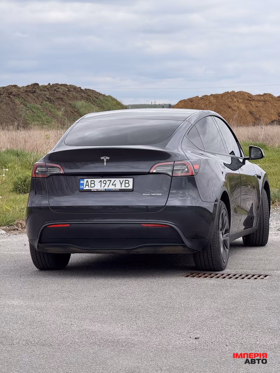 Tesla Model Y - фото 6