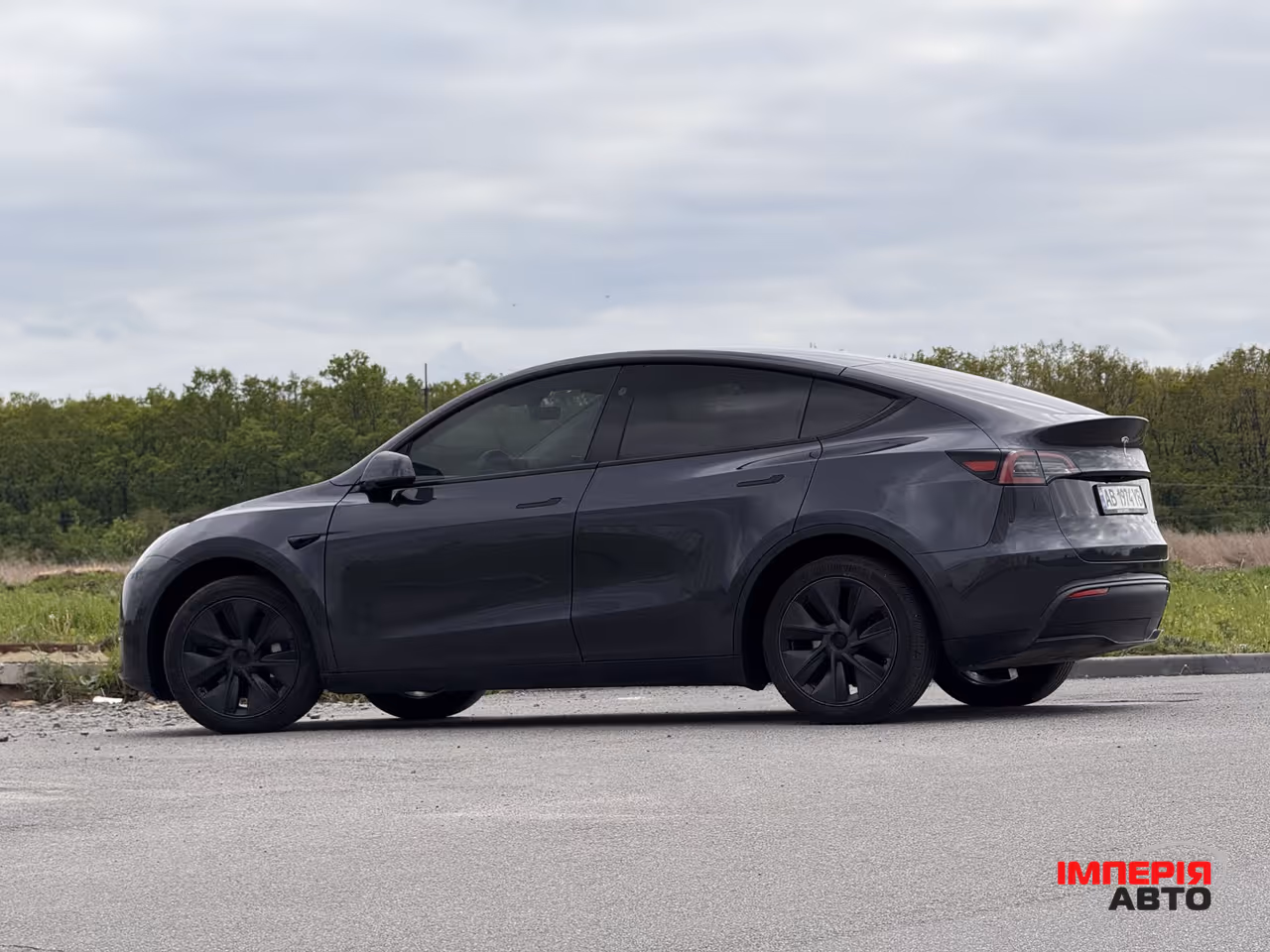 Tesla Model Y - фото 4