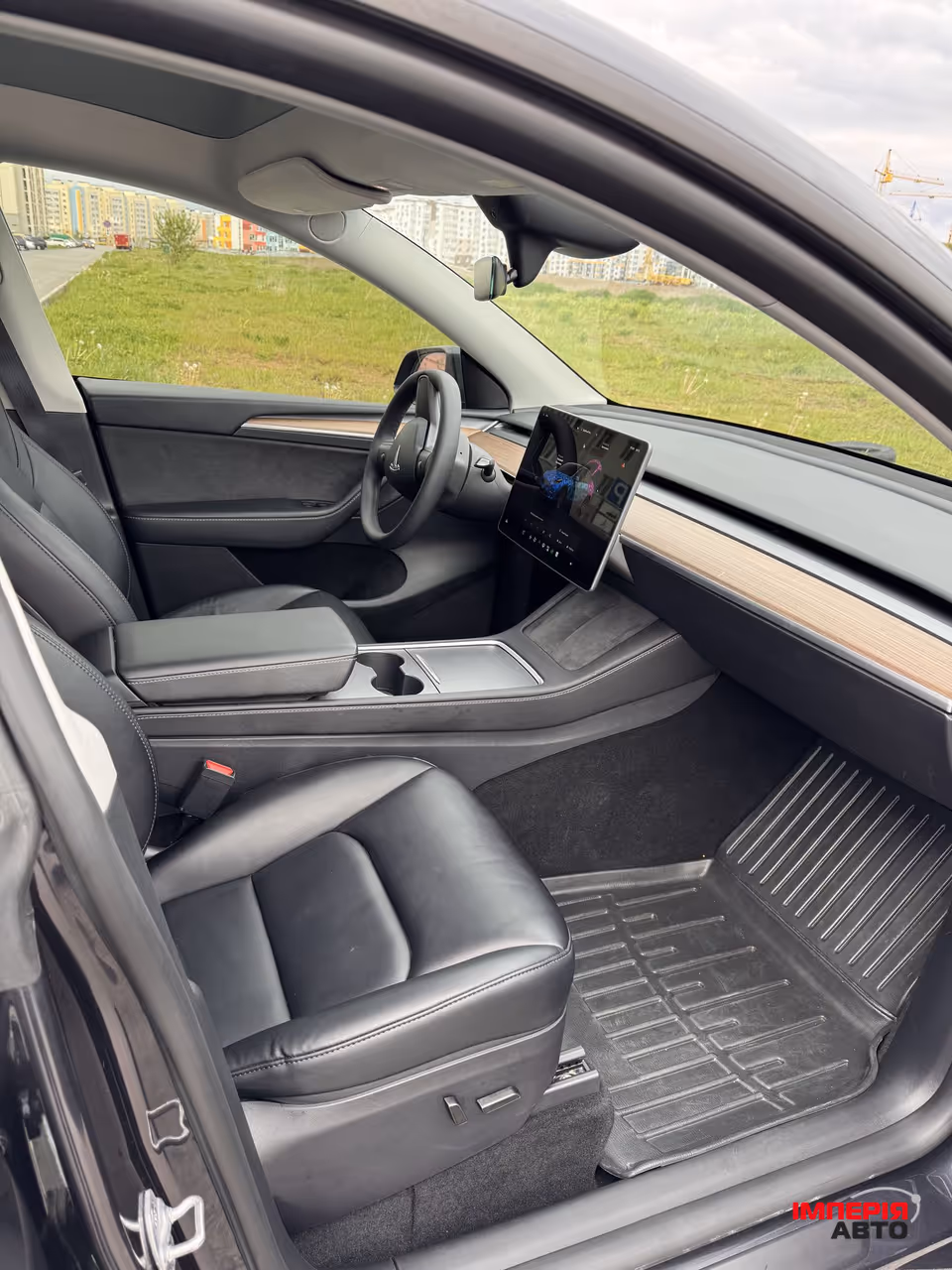 Tesla Model Y - фото 13