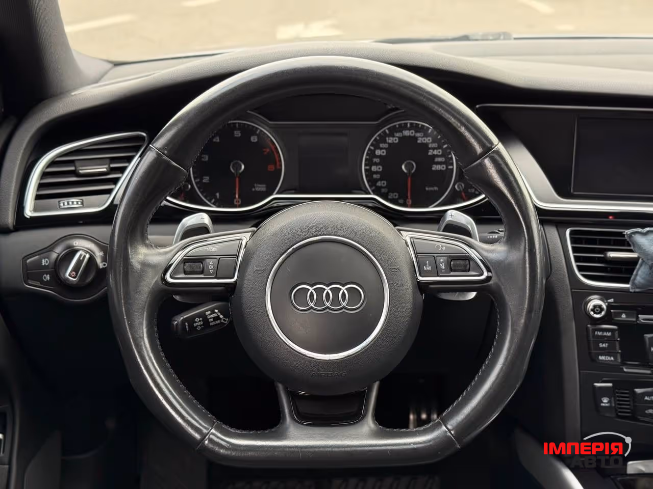 Audi A4 - фото 26