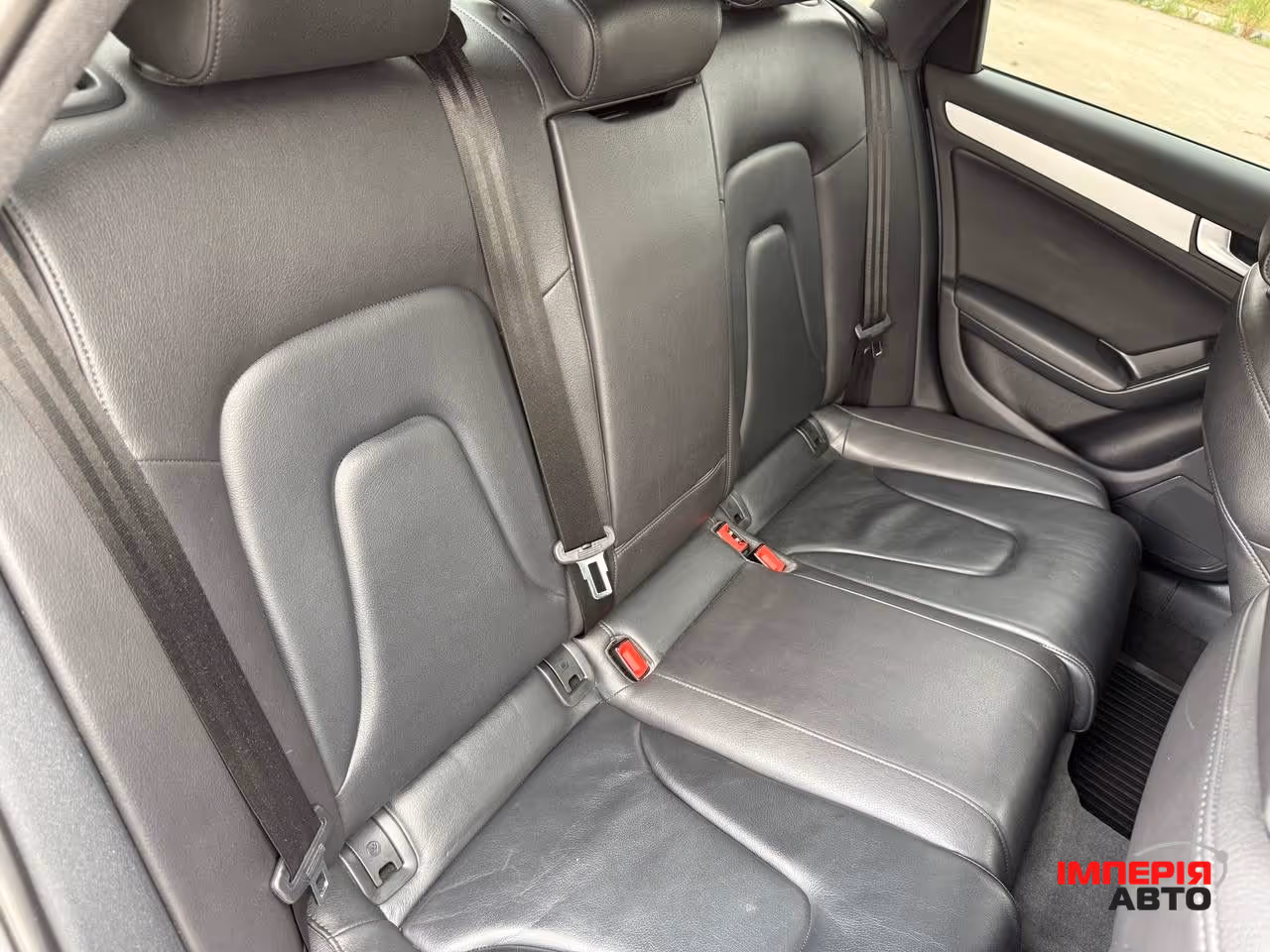 Audi A4 - фото 47