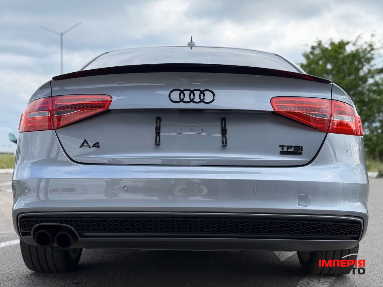 Audi A4 - фото 10