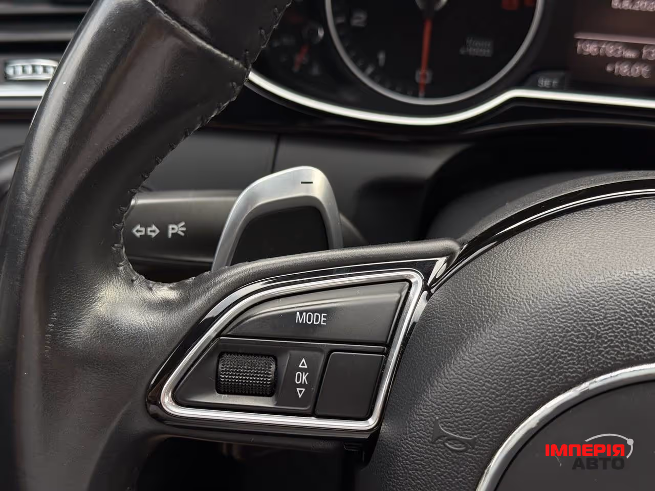 Audi A4 - фото 31
