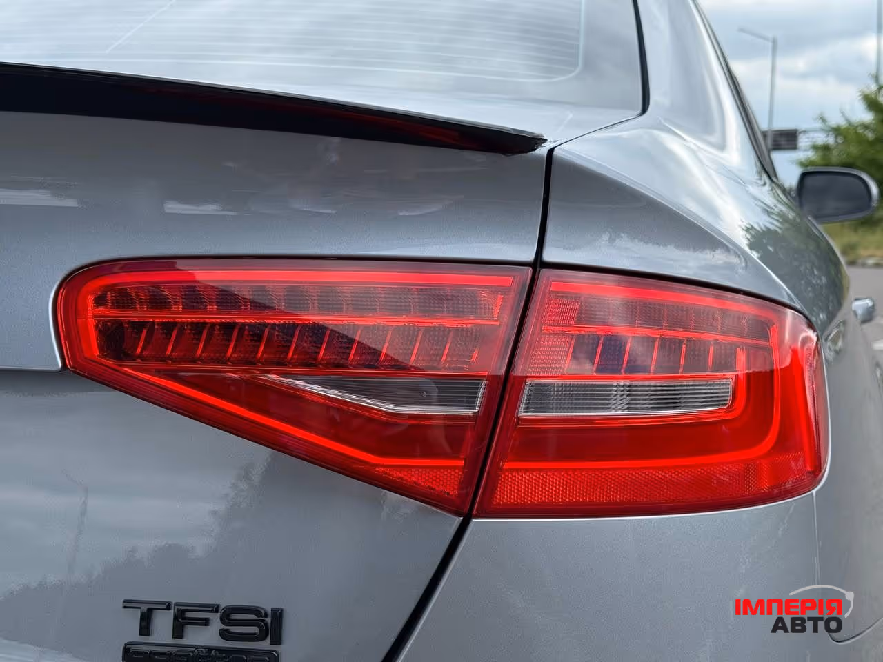 Audi A4 - фото 11