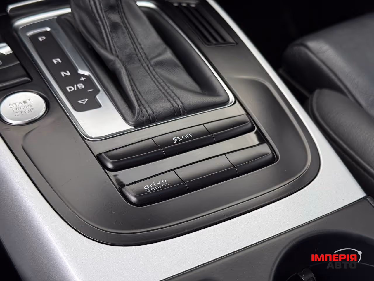Audi A4 - фото 37